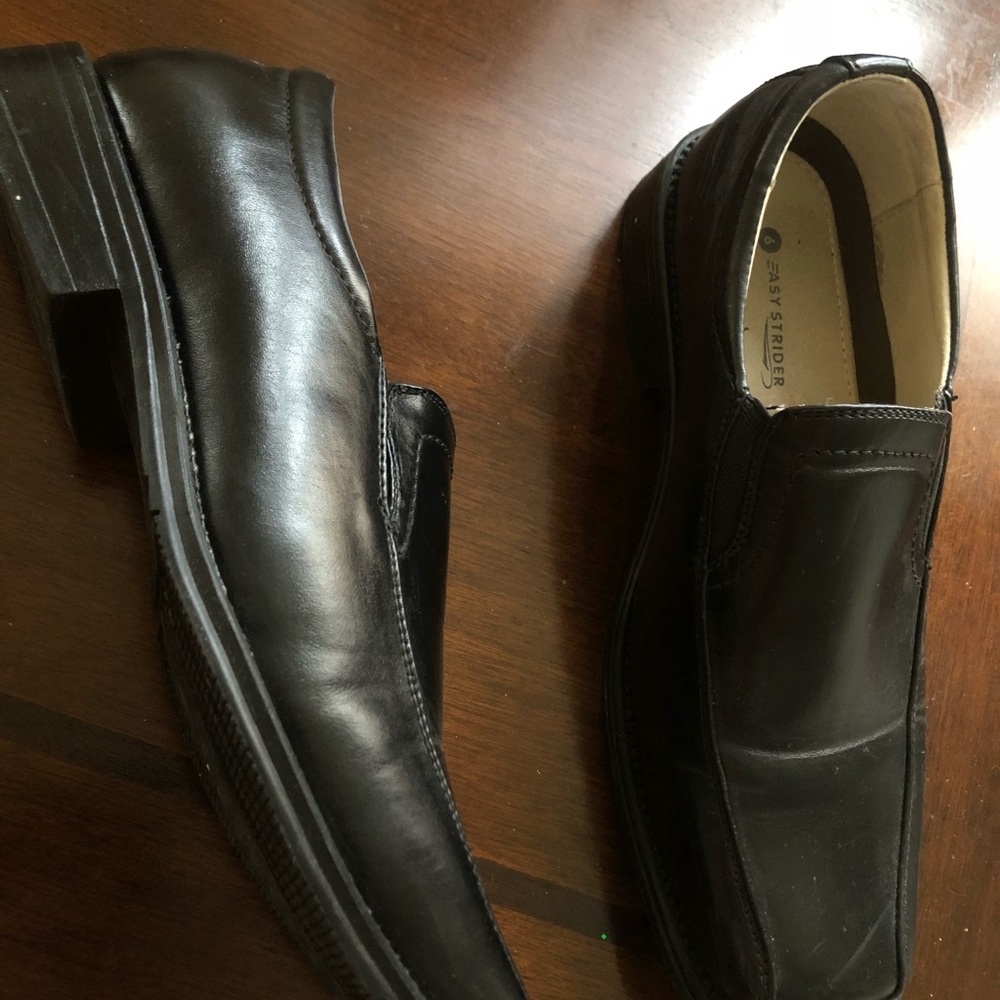 Boys shoes